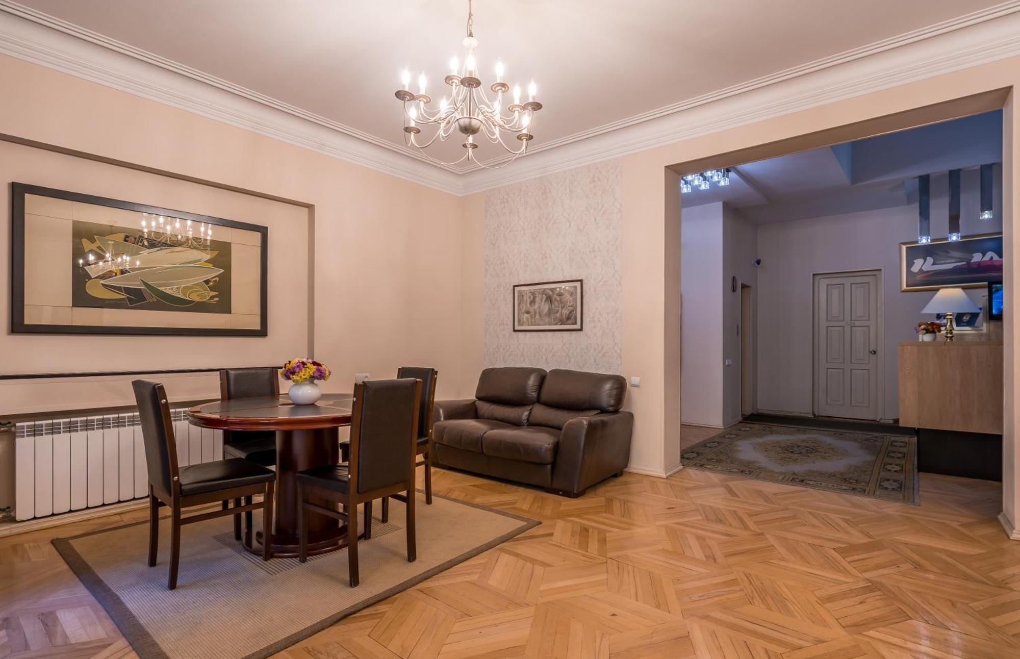 Iliani Hotel Tbilisi Exterior photo
